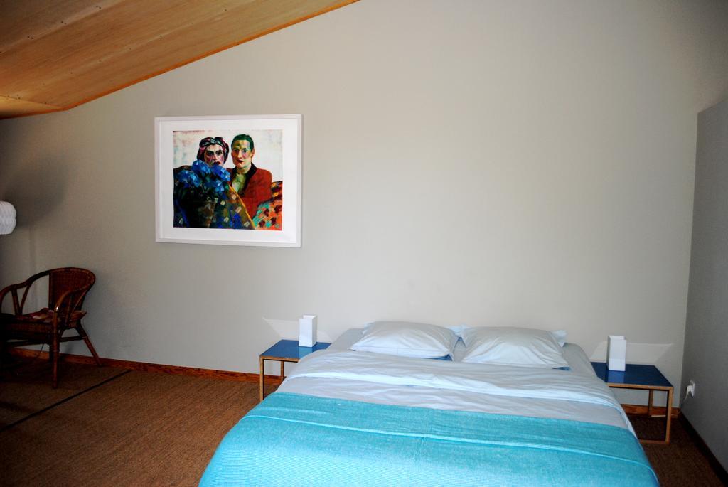 Les Foucauds Hotel Saint-Quentin-de-Caplong Cameră foto